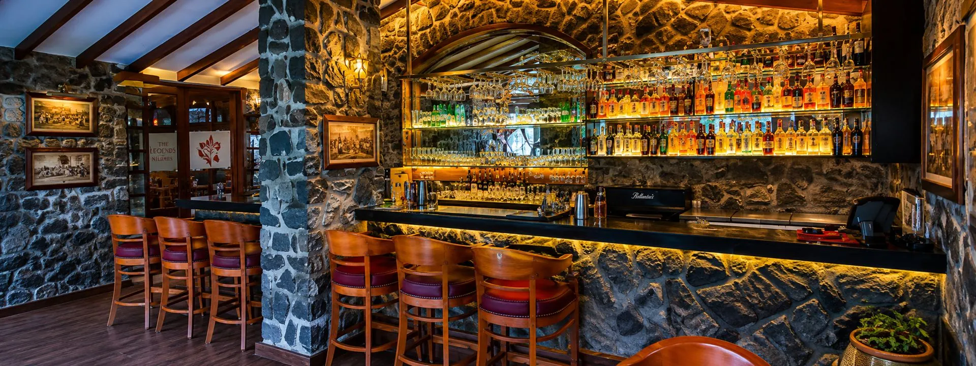 Bar and Restaurant - The Carlton Kodaikanal