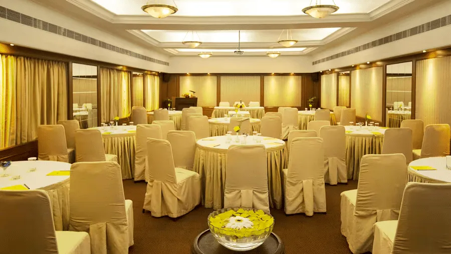 Lake view wedding venue